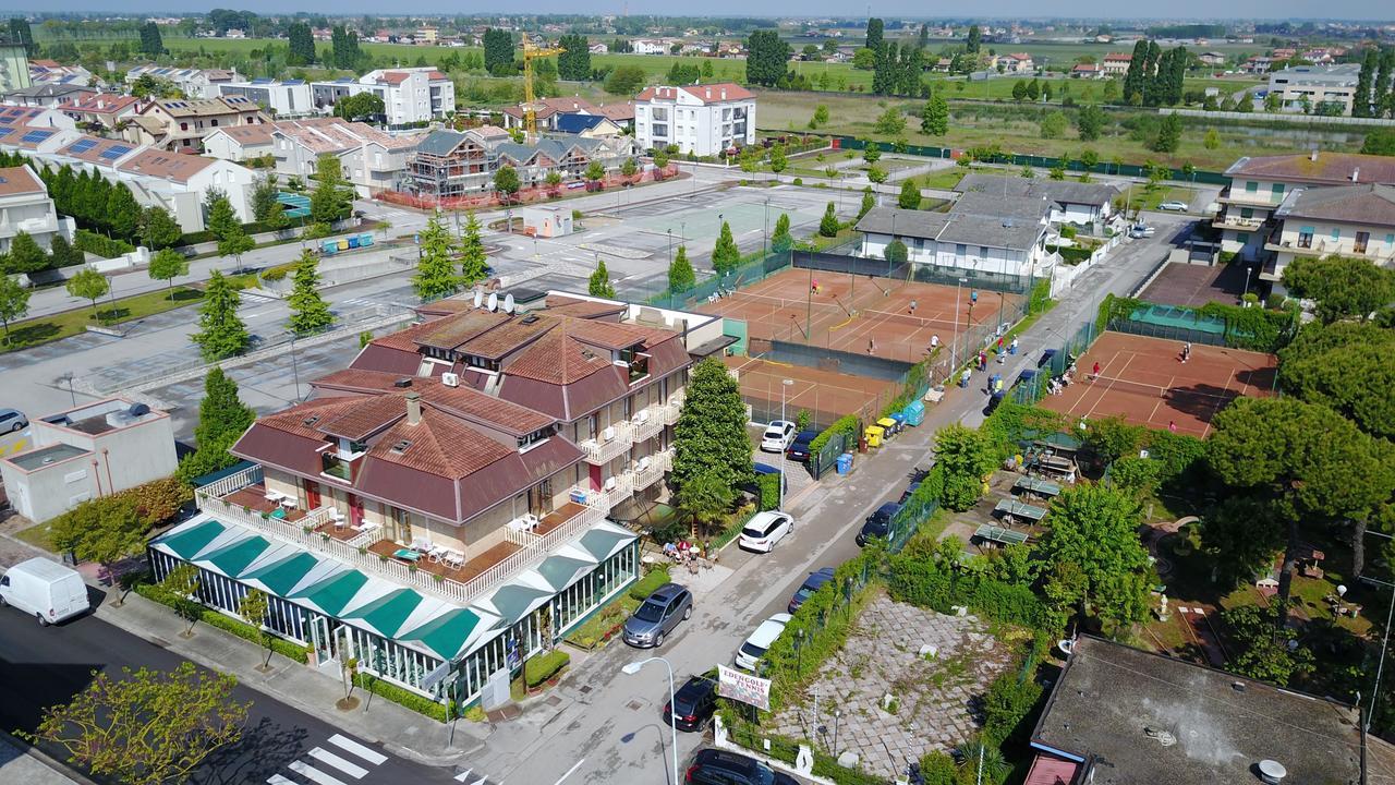 Hotel Rado Lido di Jesolo Dış mekan fotoğraf