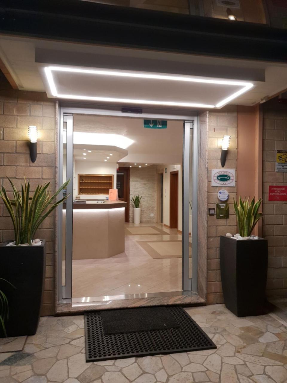 Hotel Rado Lido di Jesolo Dış mekan fotoğraf